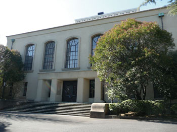 早稲田大学2号館（旧図書館）
