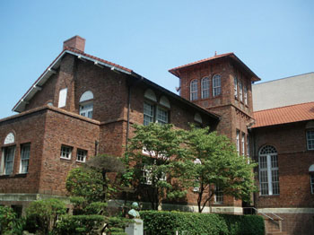 早稲田奉仕園スコットホール