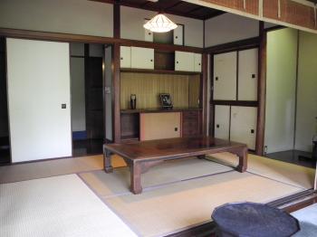 生活棟　茶の間