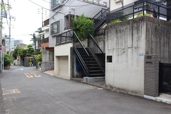 西條八十旧居跡
