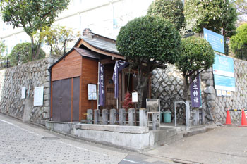 築土神社