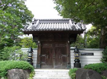 獅子吼会　山門